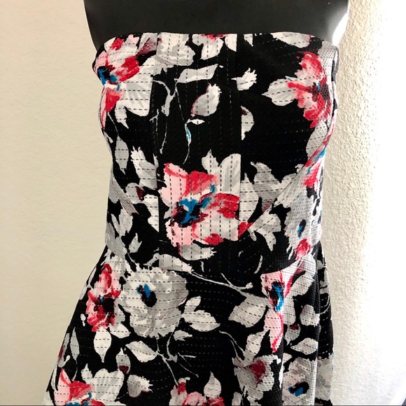 Express Fit & Flare Strapless Dress - Picture 2 of 4